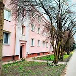 Sokola Deluxe 2 Free Parking